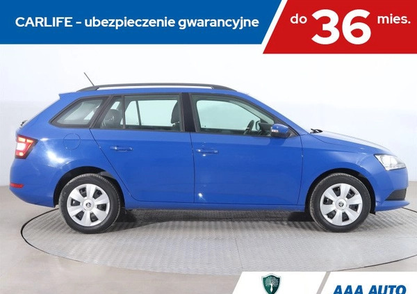 Skoda Fabia cena 36000 przebieg: 122175, rok produkcji 2018 z Szamotuły małe 154